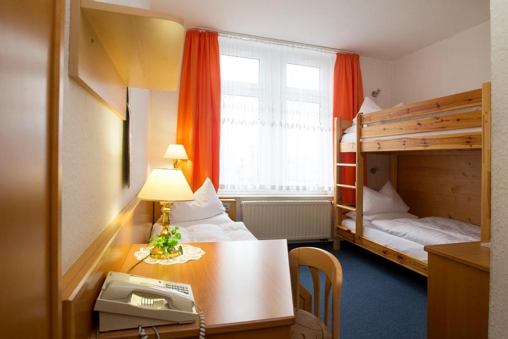 Hotel Heinz Plauen Room photo